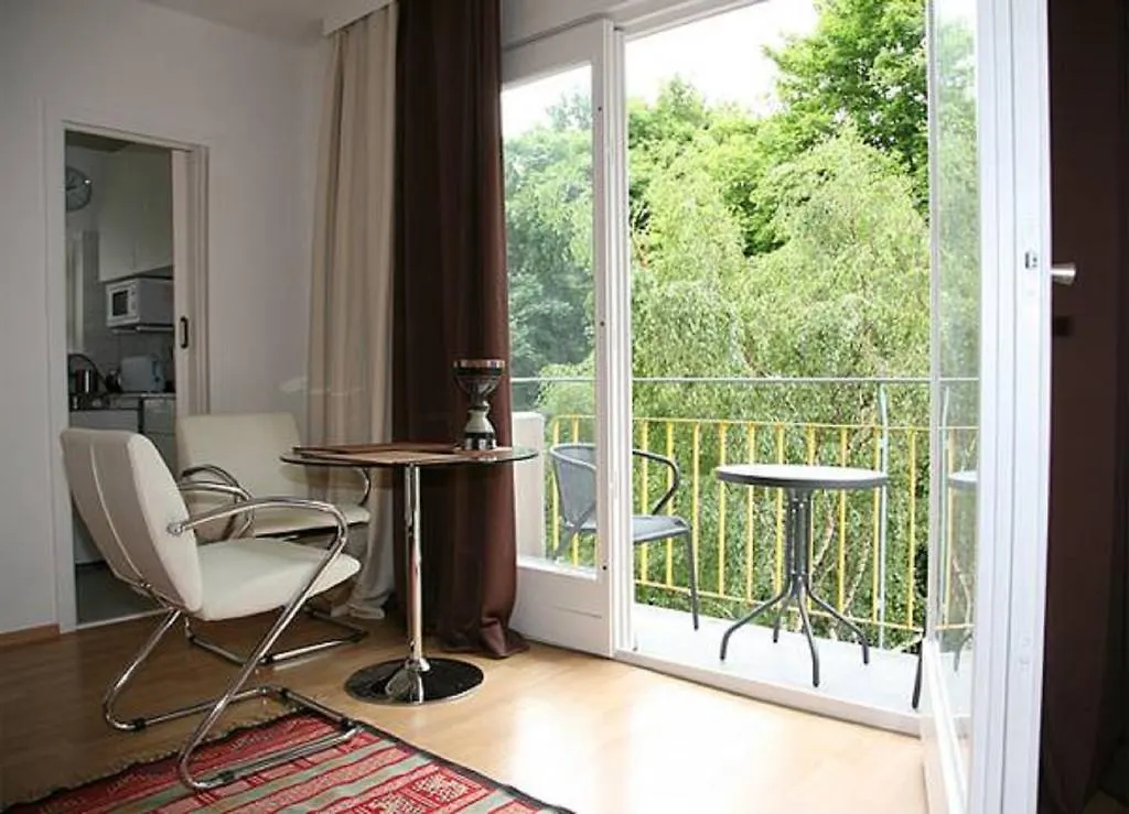 Oase Im Park Apartment Berlin